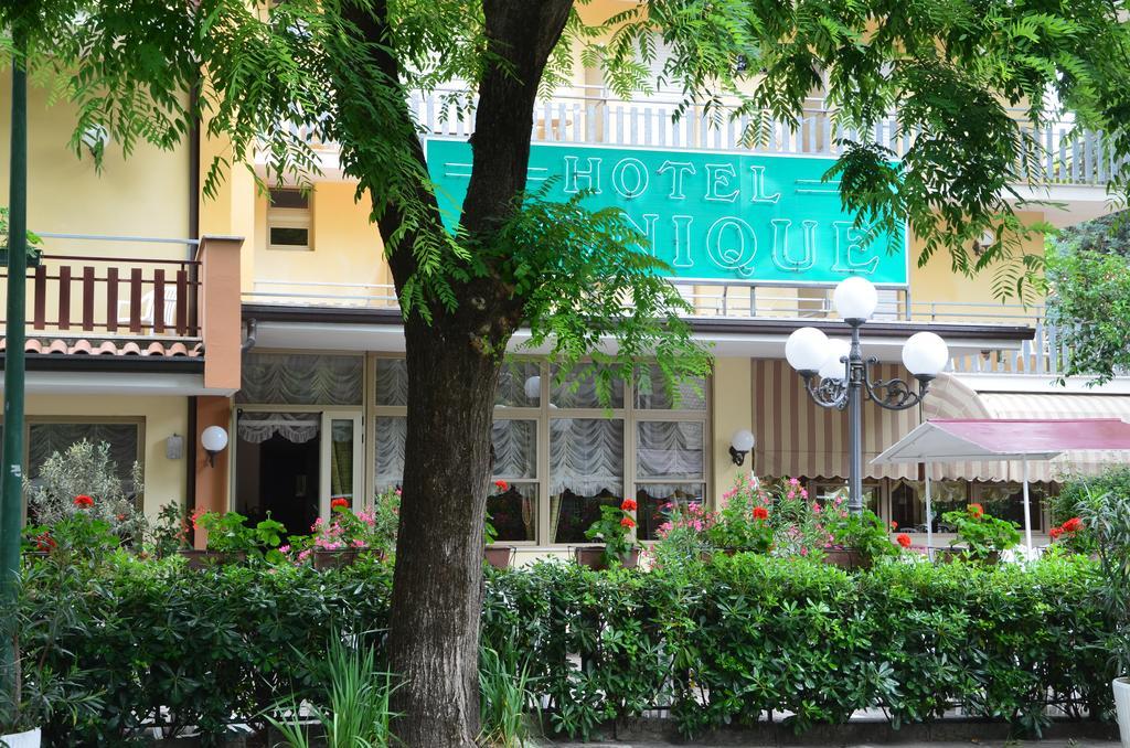 Hotel Monique Cervia Extérieur photo